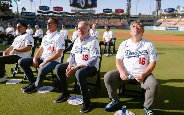 ドジャース戦に野茂英雄が登場！ 55歳のレジェンド降臨に球場大歓声 「元気そう！」「野茂さんがいたから…」ファンも歓喜