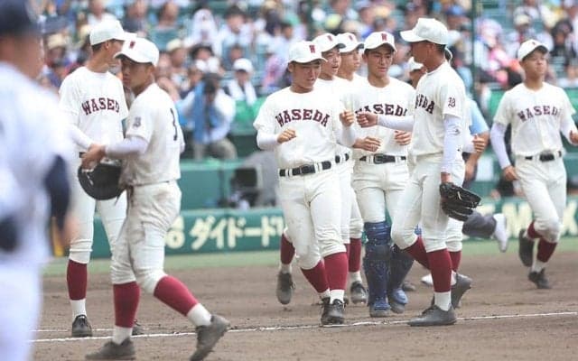 甲子園で“異様な光景”「圧が凄い」　大集結の早実応援団にX騒然「慶応を思い出すな」