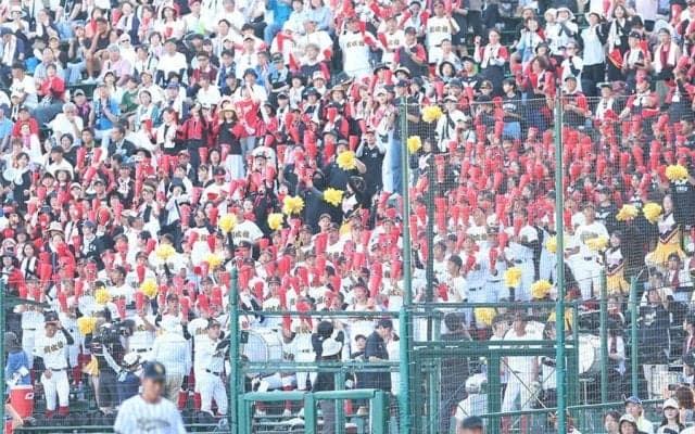甲子園で流れた“意外な応援歌”「思わず二度見した」　即ツッコミも「センス良い！」