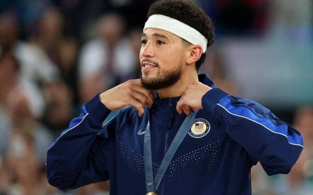 攻防両面でアメリカの潤滑油となって奮闘したデビン・ブッカーを指揮官が「陰のMVP」と絶賛