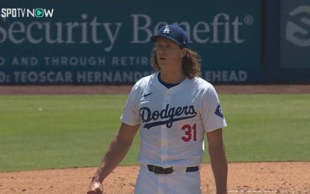 なぜだ…何が起きたんだ？ グラスノー、味方の2ランアシストに“超がっかり”「パヘス惜しい」全力プレーに同情の声も