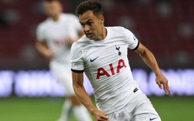 バルサがレアル育ちのDFレギロン獲得の可能性? 左SB不足でトッテナムで構想外の状況に目をつける