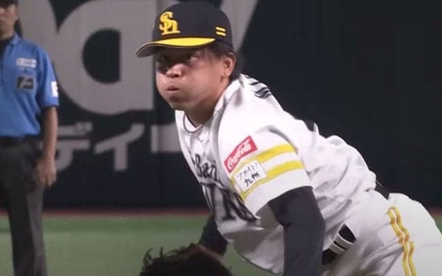 鷹にまた現れた逸材「投げっぷり最高」　堂々デビューに称賛「頼もしい左腕増えた」