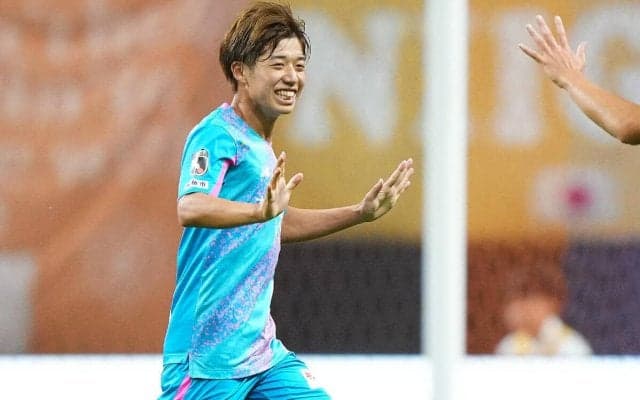 7月度のJ1月間ヤングプレーヤー賞はバーミンガム移籍の鳥栖FW横山歩夢！ J2は山口FW河野孝汰、J3は横山歩夢の弟である今治MF横山夢樹が受賞