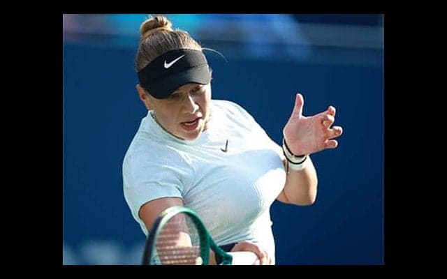  復活の22歳、準優勝に悔し泣き 