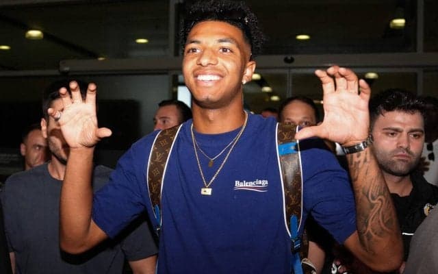 PSGのU-21イタリア代表MFヌドゥールが今季はベシクタシュに武者修行