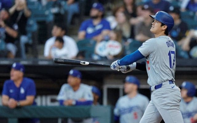 大谷翔平、2試合連発の圧巻37号にライト1歩も動けず　自己最多年間50本ペースに