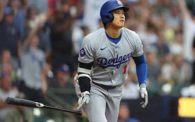 37号直後に“愛弟子”の元へ→豪快2ラン　大谷翔平の「アドバイス効果あったかな？」