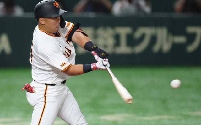 巨人・浅野翔吾が満塁弾　12打席目の今季初安打…伝統の一戦で衝撃アーチ、東京D熱狂