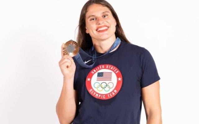 米女子ラグビー選手、パリ五輪で獲得の銅メダルは「少し痛んできたけどゴージャス」 トークショーで言及「しっかりとした作り」