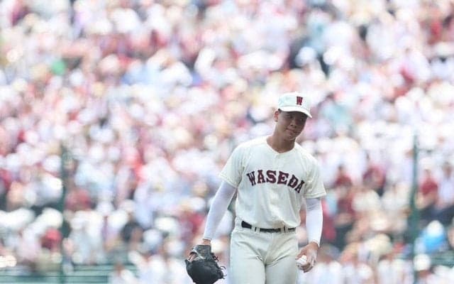 揺れる一塁アルプス「人数めちゃ多い」　早実の大応援に連日注目「ダントツに格好いい」