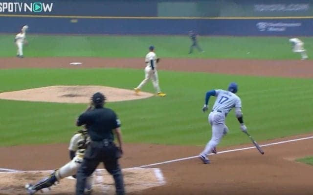 衝撃のスピード！大谷翔平、175キロ“高速ゴロ安打”　鋭い打球にセカンド追いつけず… 秒でライトに到達する瞬間