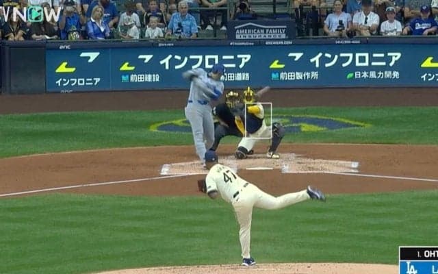 球場騒然！ 大谷翔平、豪快スイングで“戦慄アクシデント”発生　折れたバットが投手にあわや直撃「怖すぎる…」