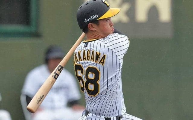 衝撃の.303…阪神20歳は「なぜ2軍におる？」　ドラ7捕手に高まる待望論「1軍で見たい」