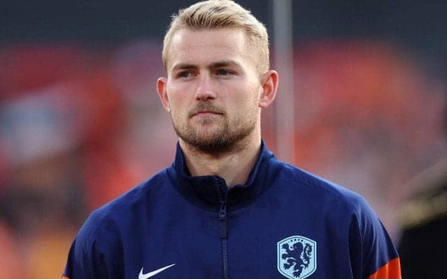 「ついに叶ったんだ」…デ・リフトが念願のユナイテッド移籍で決意　「次なる歴史の一翼に」