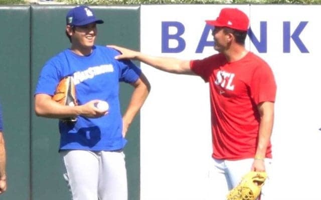 ヌートバー、大谷翔平に「結婚おめでとう！」　再会に笑顔…明かした会話の中身