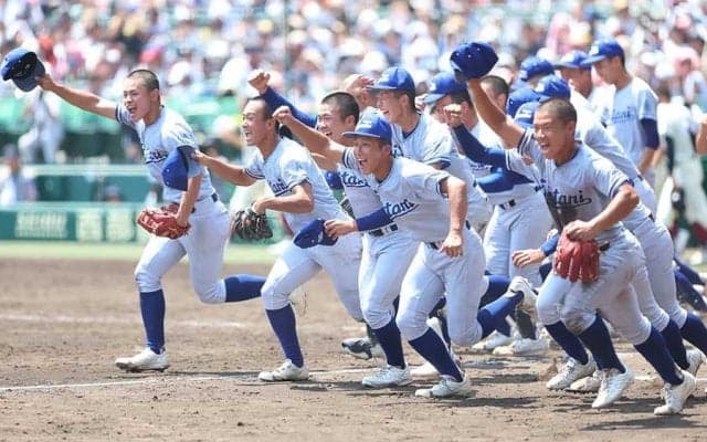 小松大谷に止まぬ祝福メール　大阪桐蔭撃破に100件以上…被災地のために「思い背負って」