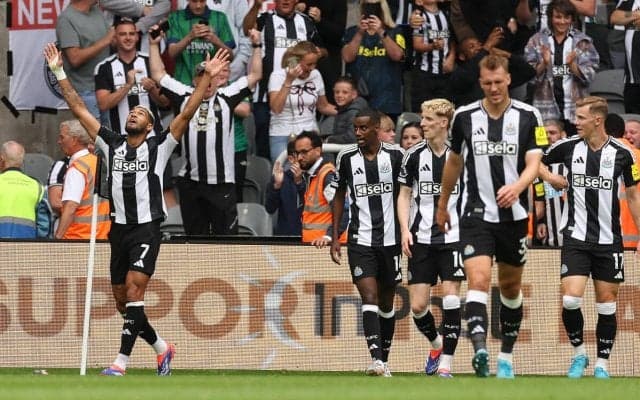 菅原がプレミアデビュー、セインツは10人ニューカッスルにシャットアウト負け【プレミアリーグ】