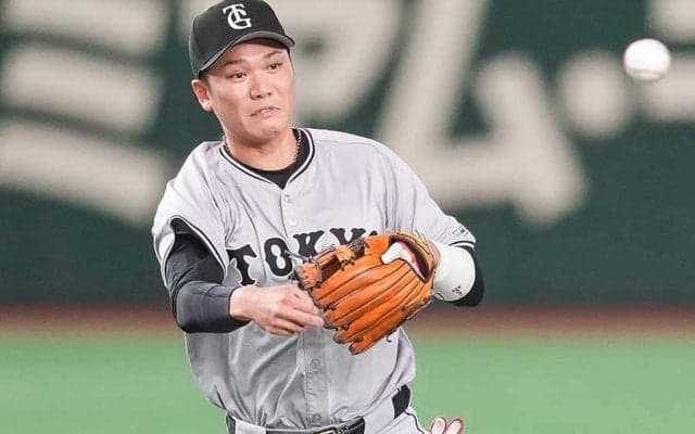 坂本勇人は「美しい芸術」　リーグ断トツ9.1…膝つき美技に「鳥肌止まらん」