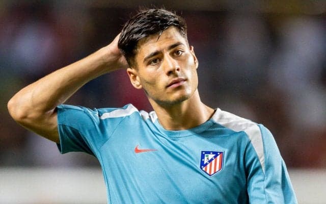 アトレティコのU-21スペイン代表ストライカーが今季はラ・リーガ挑戦！ 昨季2部で15得点のカルロス・マルティンがアラベスへレンタル移籍