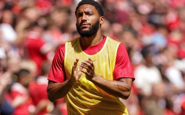 移籍か、残留か…リバプールDFジョー・ゴメスが開幕節メンバー外でより去就加熱