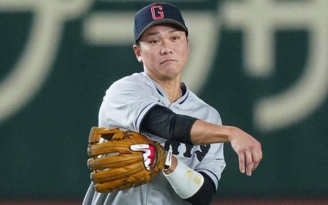 坂本勇人が「エグすぎる」　超反応→衝撃美技にどよめき「スーパースターすぎる」