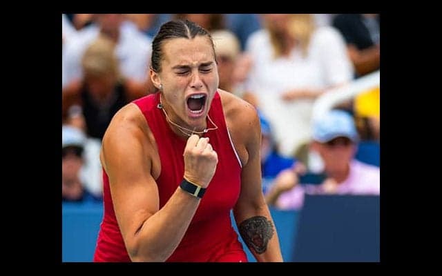  サバレンカ、シフィオンテク下し決勝へ 