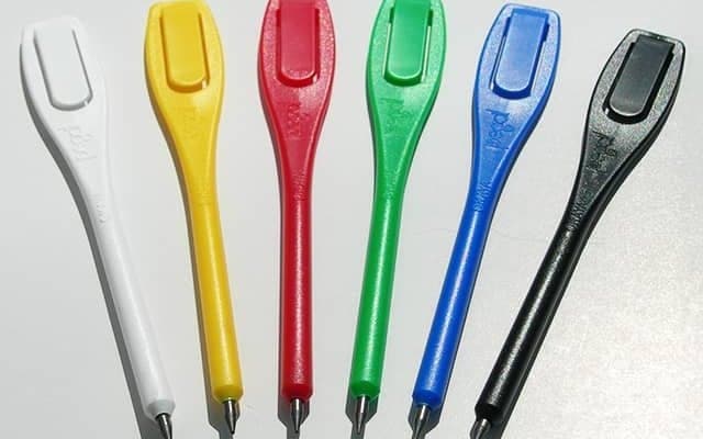 競馬ファンなら一度は使う“緑の鉛筆” 誕生のルーツはゴルフにあった!?