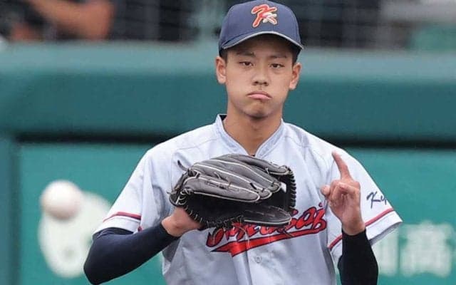 “魔球”操る2年生左腕が「恐ろしい」　聖地で躍動…2連続完封にX騒然「ヤバい」