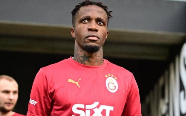 鎌田大地らと元エースの共演は非現実的…パレス会長がザハの連れ戻し困難を認める