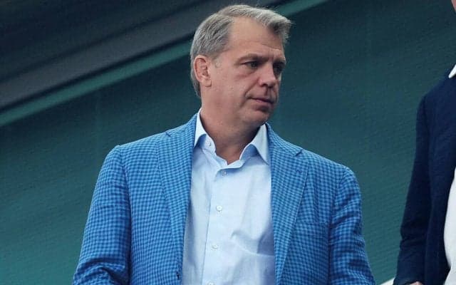 開幕黒星のチェルシー…トッド・ベーリー氏が試合途中に退席「愛なきオーナー」「新しい選手でも獲りに行ったんだろ」