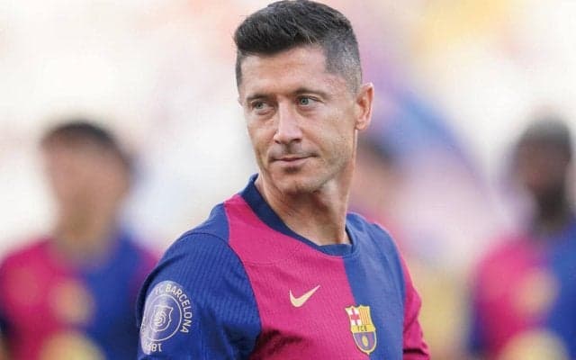 17歳3人先発の“ベイビー・バルサ”をけん引…35歳レヴァンドフスキはやはりバルセロナの生命線か