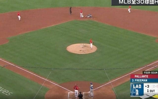 大谷翔平は一体、何をしたんだ！？「もはや地獄」 余裕すぎる盗塁で“異様な光景”　相手捕手がドン引き「お手上げ状態」