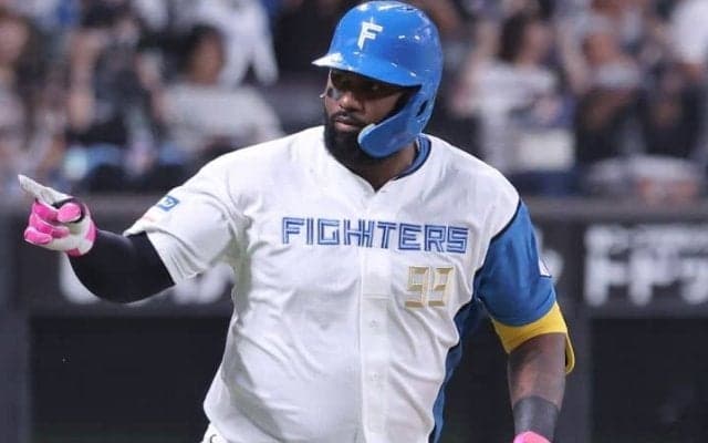 後半戦に猛打爆発！ 日本ハム・レイエスから思い出す「レジェンド助っ人」とは