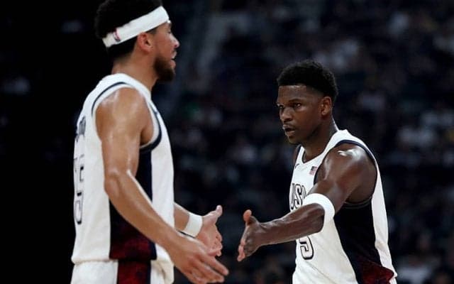 守備でチームUSAを支えたブッカーをエドワーズが大絶賛「彼のプレーには感銘を受けた」