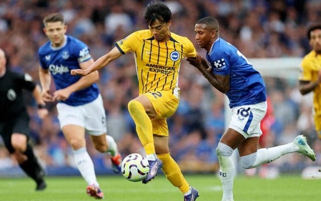 鮮烈ゴールの三笘薫がプレミアリーグの開幕節ベストイレブン選出！ 元イングランド代表FWが絶賛「最もエキサイティングなウインガーの1人」