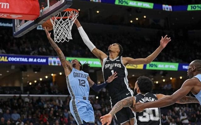 NBA今季のダークホースを現地メディアが予想…“エイリアン”擁するスパーズを上回った球団は？