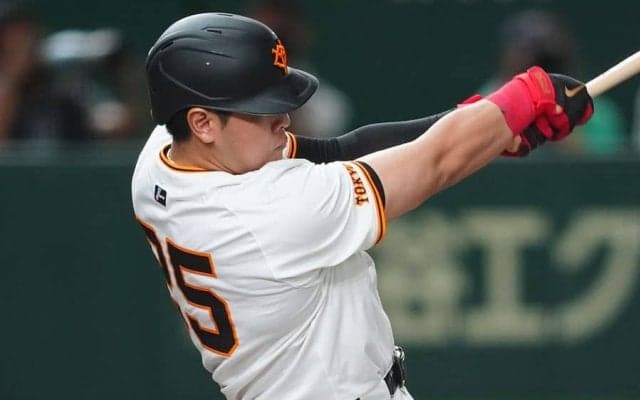 巨人・阿部監督、決勝弾の岡本和は「格が違う」　同点打の浅野に「スターになって欲しい」
