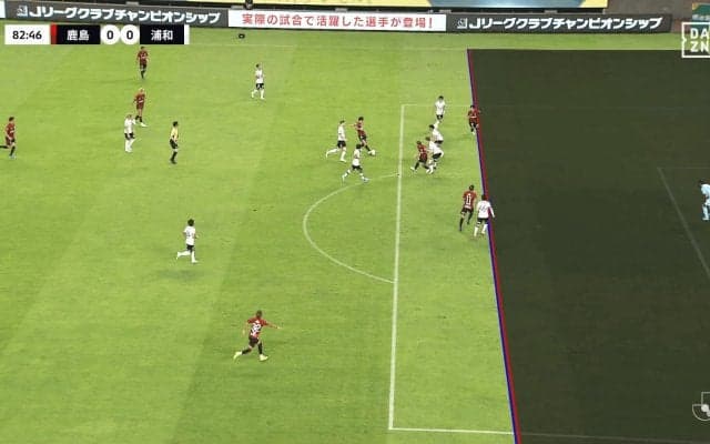 物議を醸す幻のゴール…「ラインの角度は本当に合ってる？」「よーく見たらオフサイド」微妙すぎる判定に解説者は困惑、ファンも賛否両論