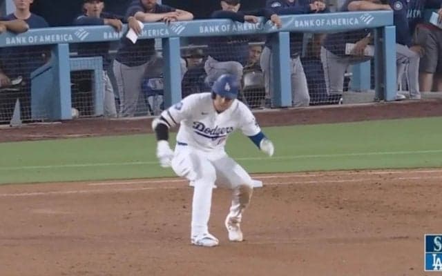 大谷翔平にハプニング発生！ 自分が打った“弾丸打球”に「ビックリ」　打球速度185キロ“フェンス直撃”が「爆速すぎる」