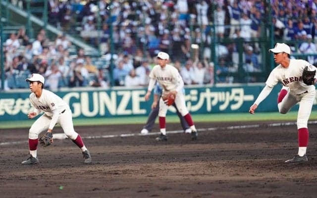 甲子園の“珍光景”に米衝撃「現実離れしている」　名将の作戦が海越え話題…「ヤベェな」