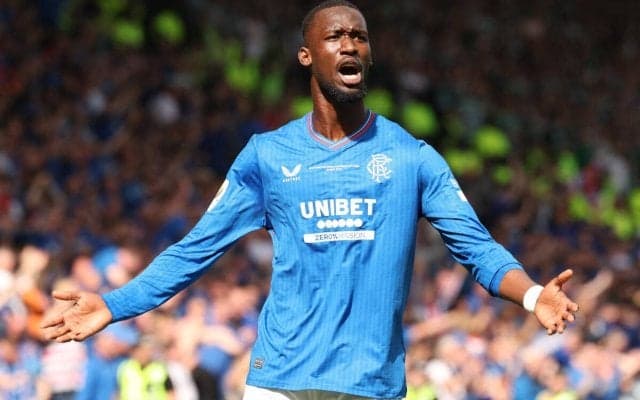 ブレストがブライトンから大型WGシマをレンタルで獲得！2年ぶりのフランス帰還