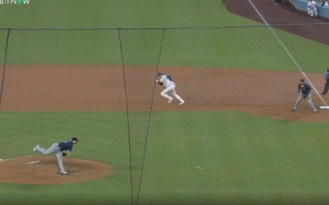 大谷翔平は「バケモノすぎる」 強肩捕手がドン引き… “超爆速盗塁”に球場騒然「どうしようもない」