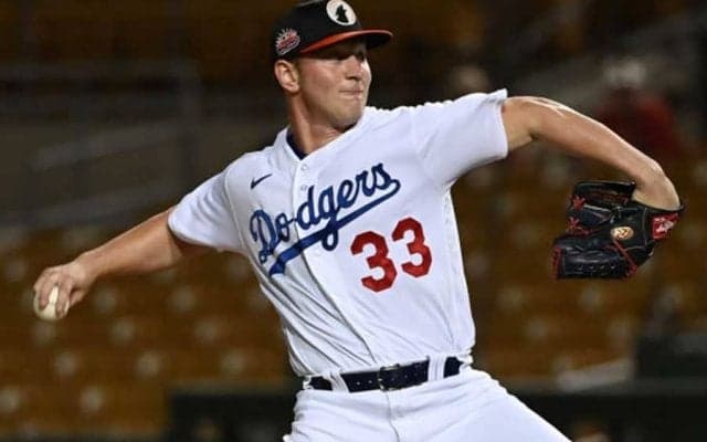 防御率2点台を“戦力外”→メジャー契約も…　ド軍25歳が1試合も投げずに降格、球団発表