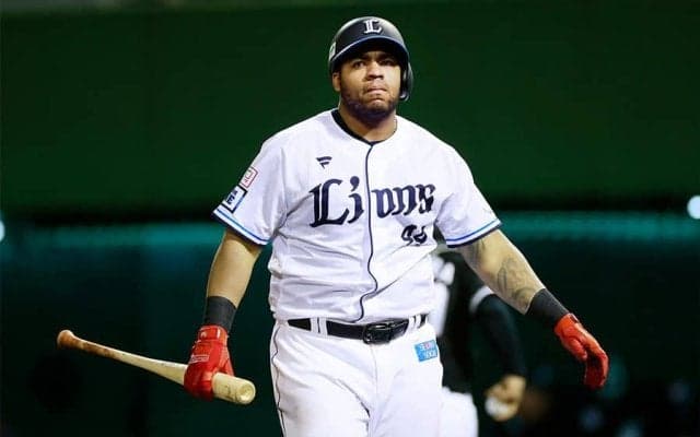 西武、アギラーが右足手術で今季絶望　実戦復帰まで2か月…米114発も今季わずか2HR