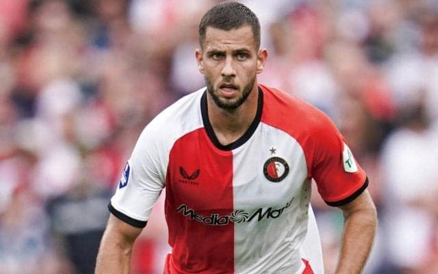 今夏4度目のオファー送信で返事待ち…アトレティコがフェイエDFの獲得に執念、指揮官が好むCB兼SBのレフティー