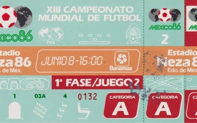 マラドーナの栄光と征服者スペイン、｢不法占拠の地｣のスタジアム【2026北中米W杯に｢忘れられた｣スラム街のサッカー場】(1)