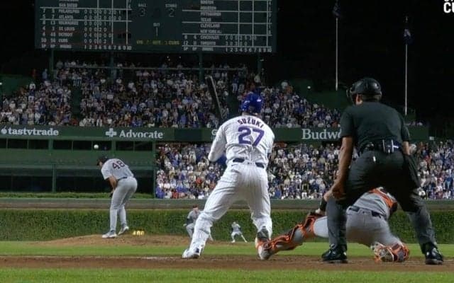 鈴木誠也、投手直撃“弾丸ライナー”の「音がヤバすぎる」 強烈なピッチャー強襲打に騒然「よく立ってられるな」