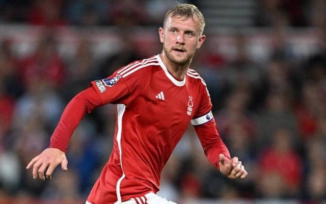 フォレストで200試合以上出場のDFウォーラルがバーンリーに完全移籍！「まるで家にいるような気分」