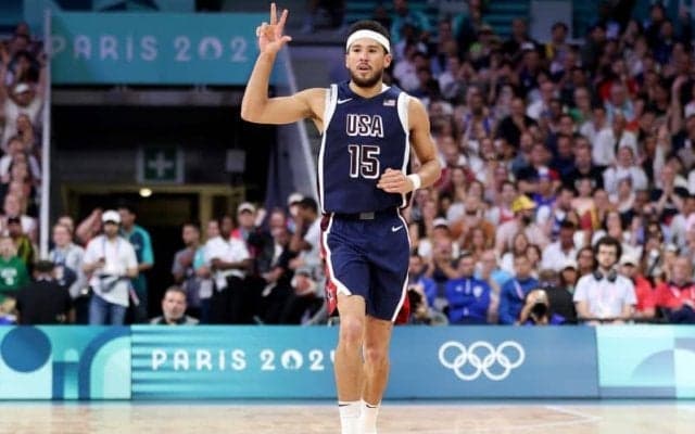 「俺がやるよ」アメリカ代表”陰のMVP”ブッカー…1年前からの有言実行を果たす